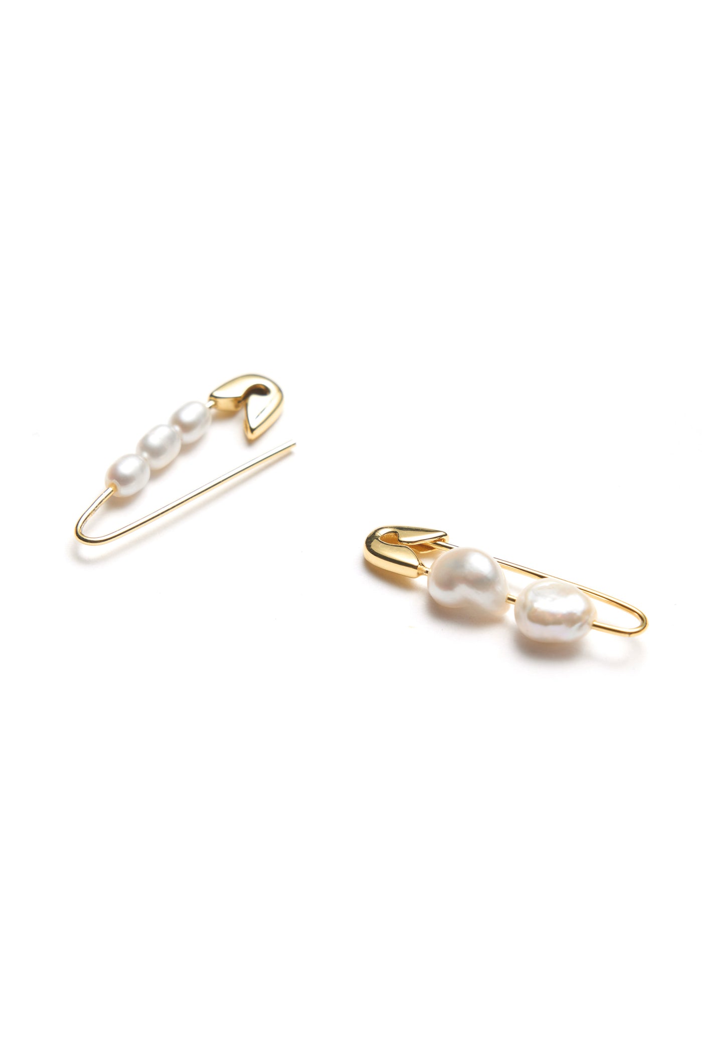 Bianca Mavrick Jewellery Safety Pin Earrings Gold Mismatched Pearls Side View