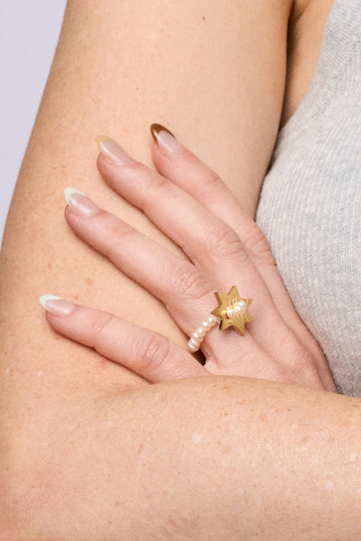 Pearly Star Ring (Gold)