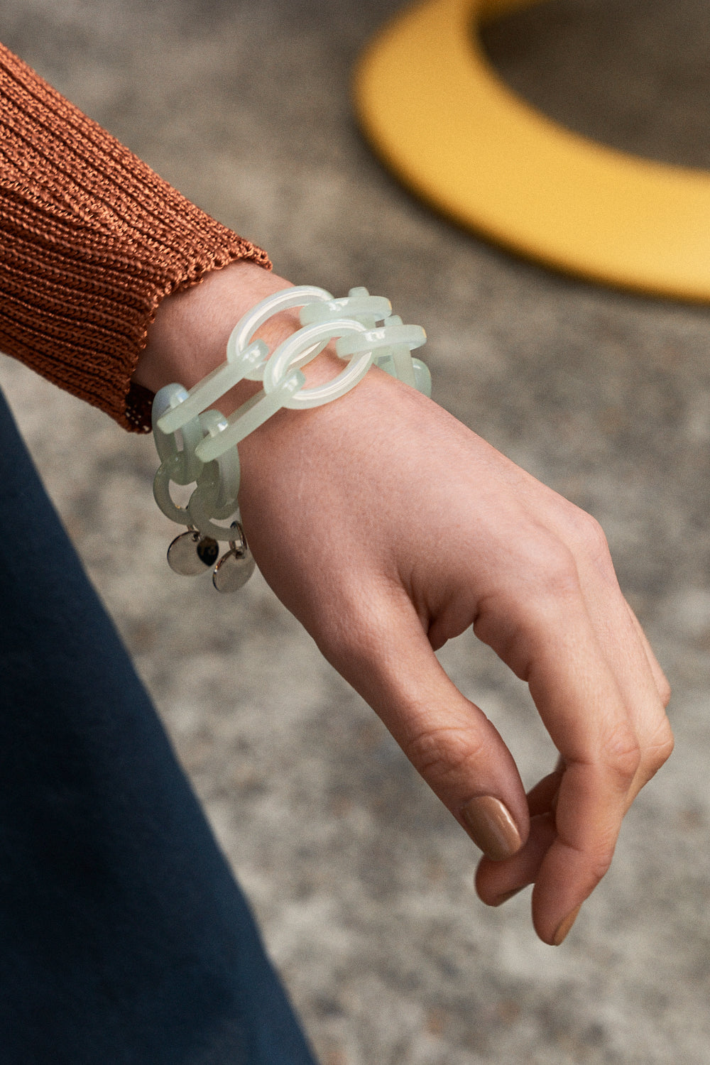 Model wearing Bianca Mavrick Jewellery Chain Link Bracelet on Wrist